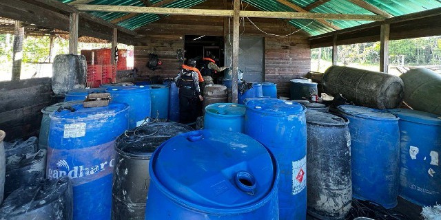 fanb destruye otro astillero de embarcaciones de grupos tancol